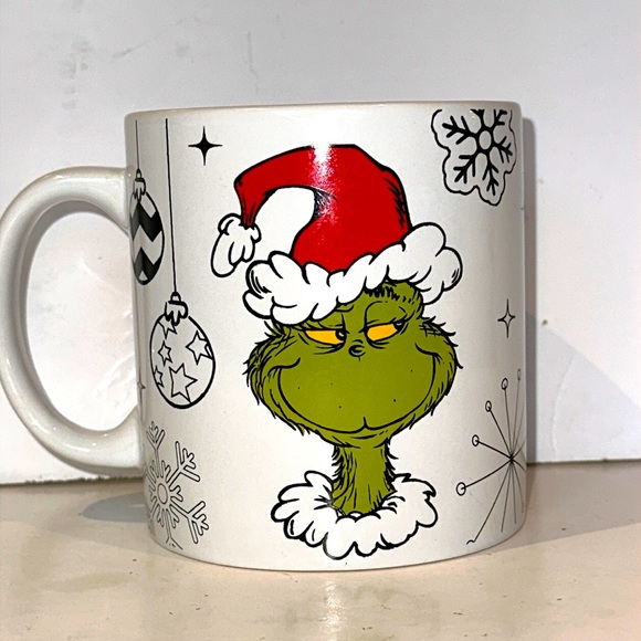 Grinch Coffee Mug 2022 Dr Seuss Enterprises  Zrike Brands - Picture 1 of 6